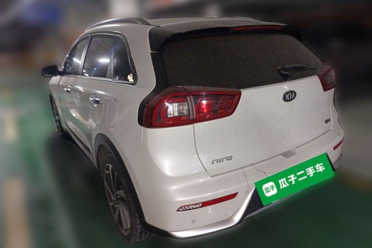 Used Kia Niro 2017 1.6L Luxury Edition Rear Left 45 Deg