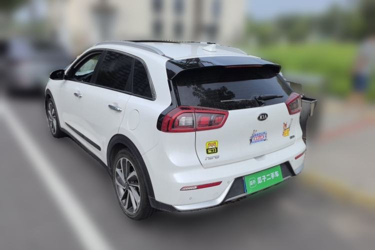 Used Kia Niro 2017 1.6L Luxury Edition Rear Left 45 Deg