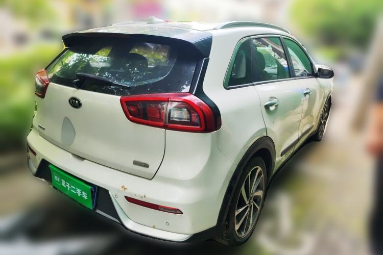 Used Kia Niro 2017 1.6L Luxury Edition Rear Right 45 Deg