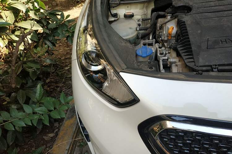 Used Kia Niro 2017 1.6L Standard Edition Right Front Headlight