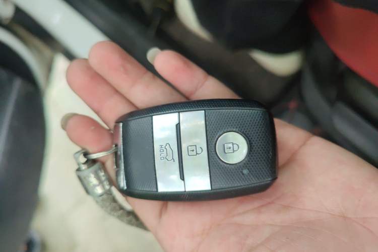 Used Kia Niro 2017 1.6L Luxury Edition Vehicle Key
