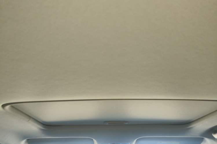 Used Kia Pegas 2020 Revised Version 1.4L Automatic Comfortable with Sunroof Headliner