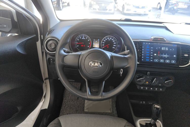Used Kia Pegas 2020 Revised Version 1.4L Automatic Comfortable with Sunroof Steering Wheel