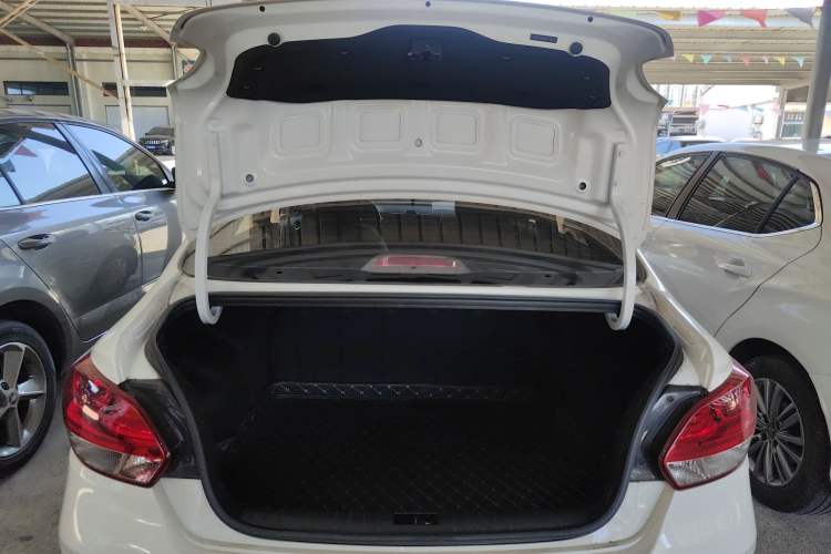 Used Kia Pegas 2020 Revised Version 1.4L Automatic Comfortable with Sunroof Trunk