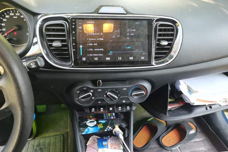 Used Kia Pegas 2017 1.4L Manual Value Edition Audio And AC Panel