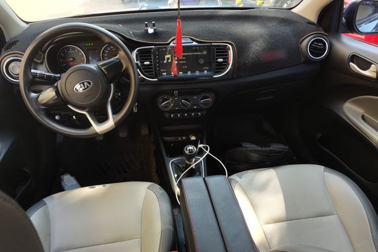 Used Kia Pegas 2017 1.4L Manual Value Edition Interior 2
