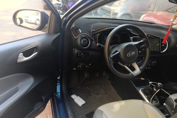 Used Kia Pegas 2017 1.4L Manual Value Edition Interior 3
