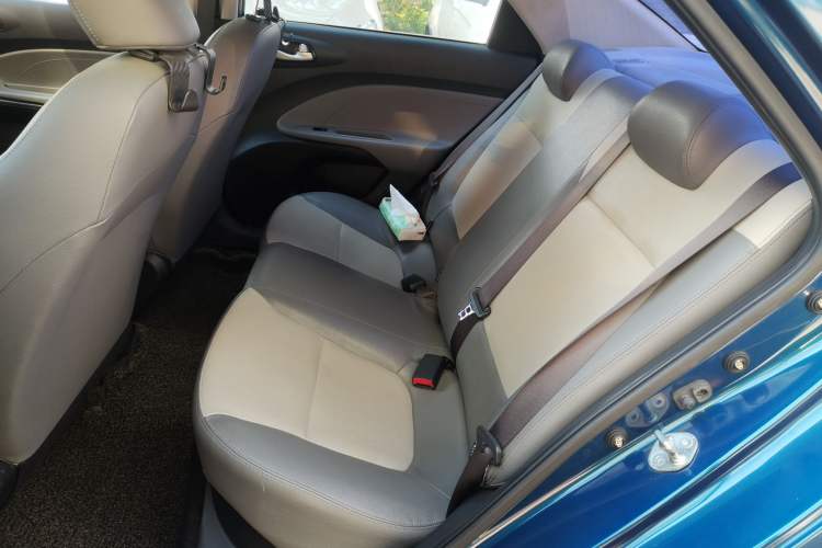 Used Kia Pegas 2017 1.4L Manual Value Edition Interior 4