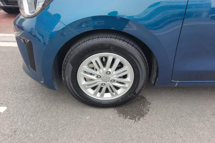 Used Kia Pegas 2017 1.4L Manual Value Edition Left Front Wheel Hub