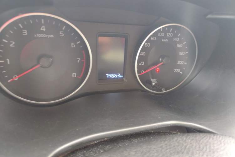 Used Kia Pegas 2017 1.4L Automatic Value Edition Odometer Close Up