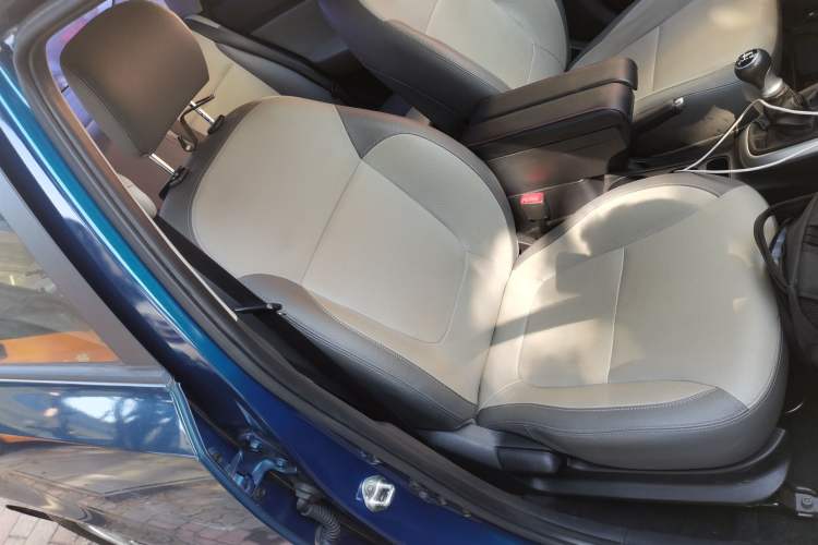 Used Kia Pegas 2017 1.4L Manual Value Edition Right Front Seat