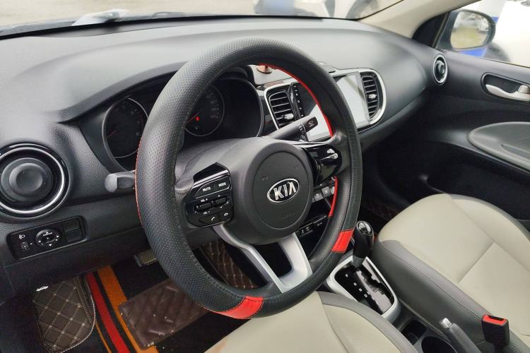 Used Kia Pegas 2017 1.4L Automatic Value Edition Steering Wheel