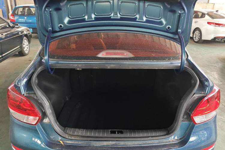 Used Kia Pegas 2017 1.4L Automatic Value Edition Trunk