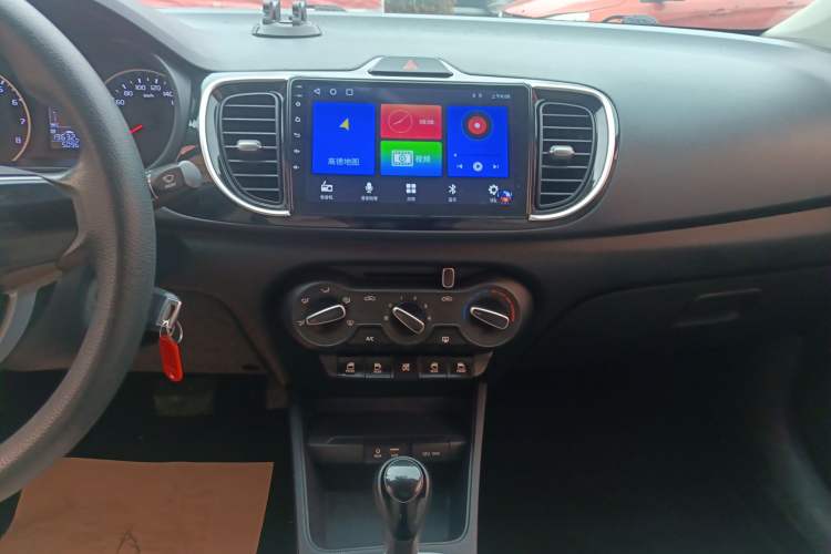 Used Kia Pegas 2017 1.4L Automatic Value Edition Audio And AC Panel