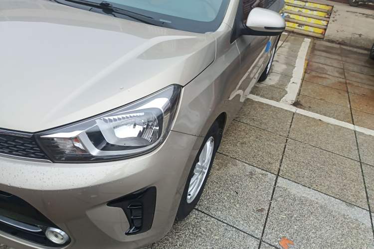 Used Kia Pegas 2017 1.4L Automatic Value Edition Left Front Headlight