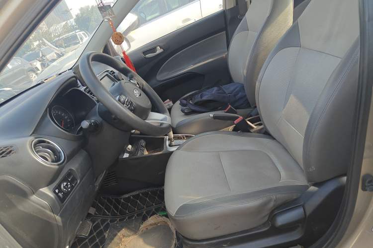 Used Kia Pegas 2017 1.4L Automatic Value Edition Left Front Seat