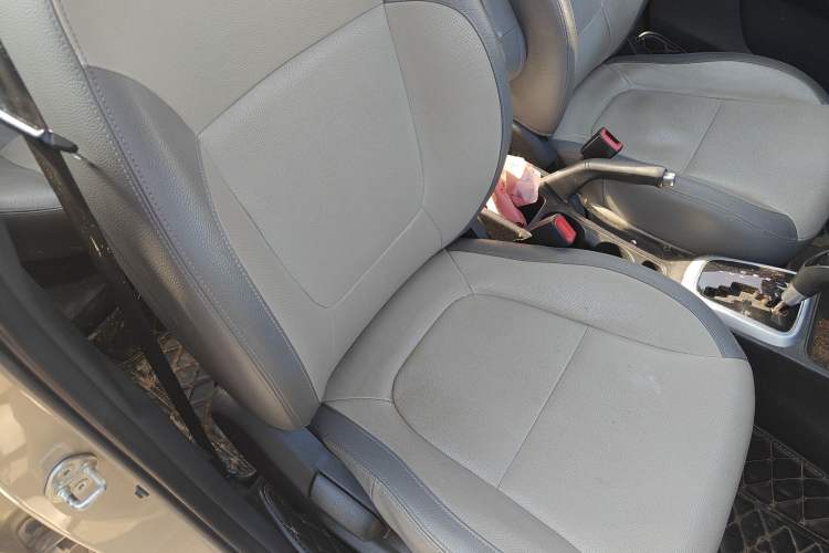 Used Kia Pegas 2017 1.4L Automatic Value Edition Right Front Seat