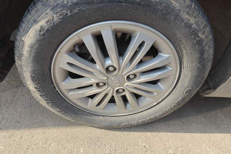 Used Kia Pegas 2017 1.4L Automatic Value Edition Right Rear Wheel Hub
