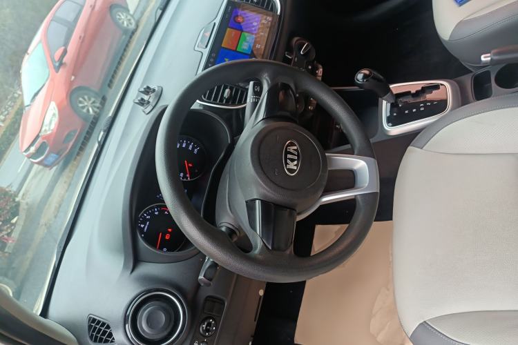 Used Kia Pegas 2017 1.4L Automatic Value Edition Steering Wheel