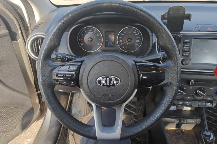 Used Kia Pegas 2017 1.4L Automatic Value Edition Steering Wheel
