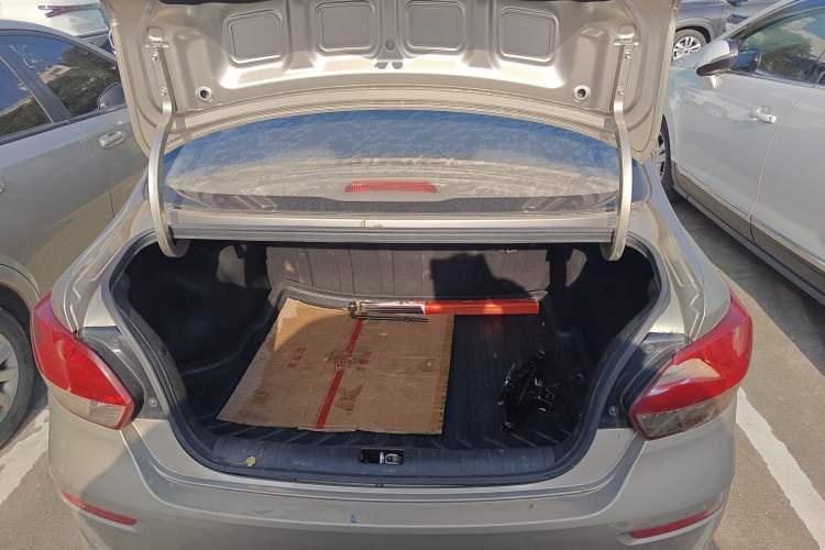 Used Kia Pegas 2017 1.4L Automatic Value Edition Trunk