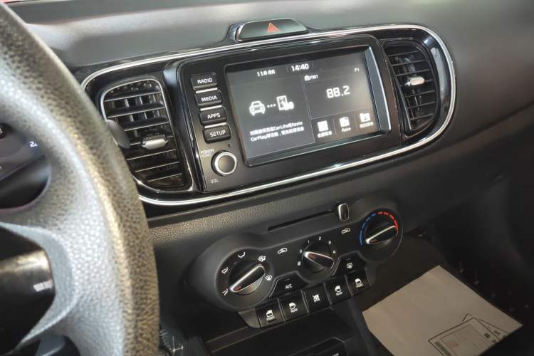 Used Kia Pegas 2017 1.4L Automatic Deluxe Edition Audio And AC Panel