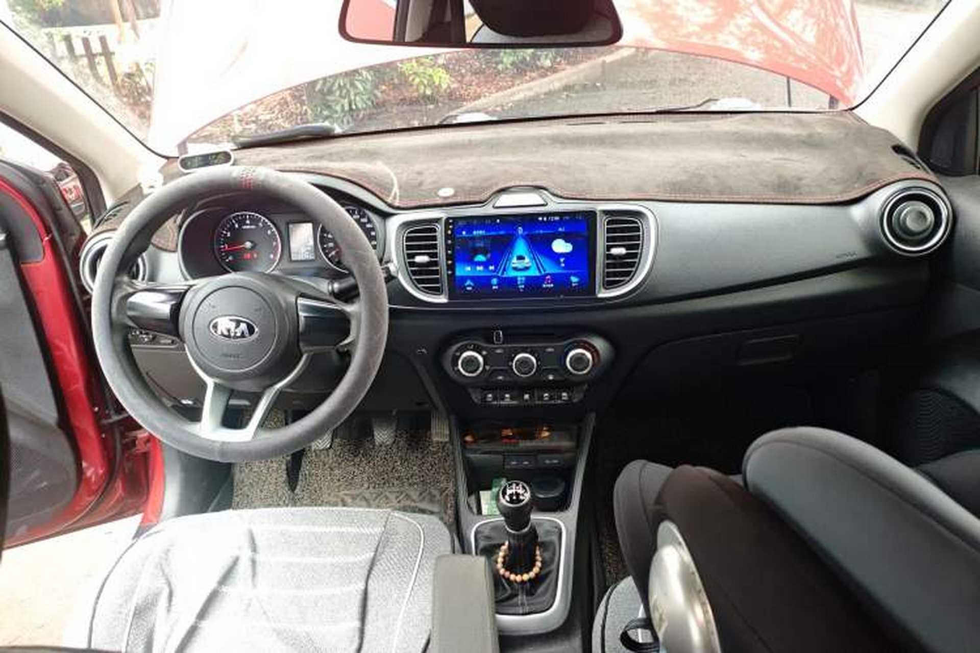 Used Kia Pegas 2017 1.4L Manual Value Edition Center Console