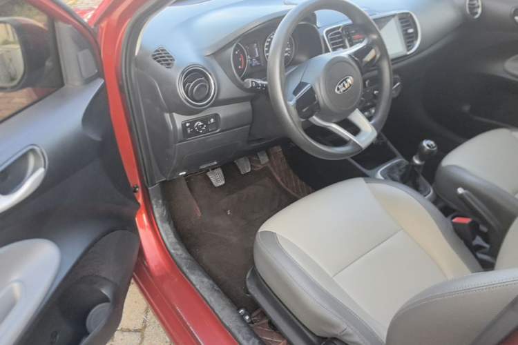 Used Kia Pegas 2017 1.4L Manual Value Edition Driver Seat