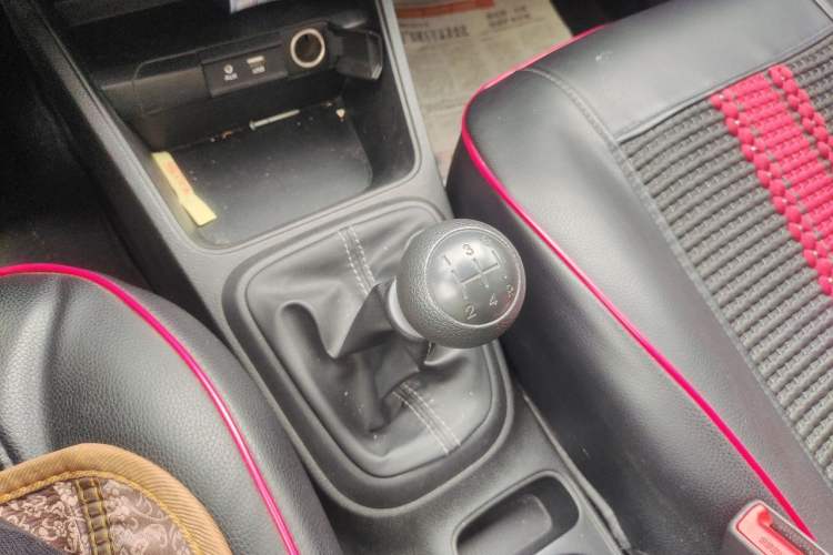 Used Kia Pegas 2017 1.4L Manual Fashion Edition Smart Gear Lever