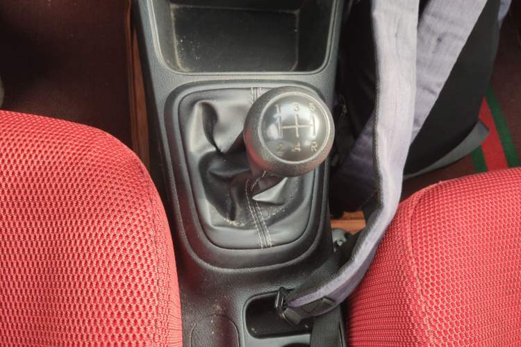 Used Kia Pegas 2017 1.4L Manual Fashion Edition Smart Gear Lever