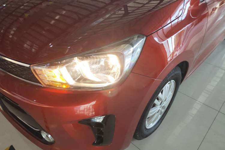 Used Kia Pegas 2017 1.4L Automatic Deluxe Edition Left Front Headlight