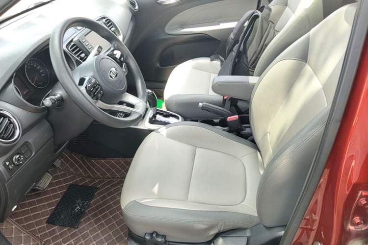 Used Kia Pegas 2017 1.4L Automatic Deluxe Edition Left Front Seat