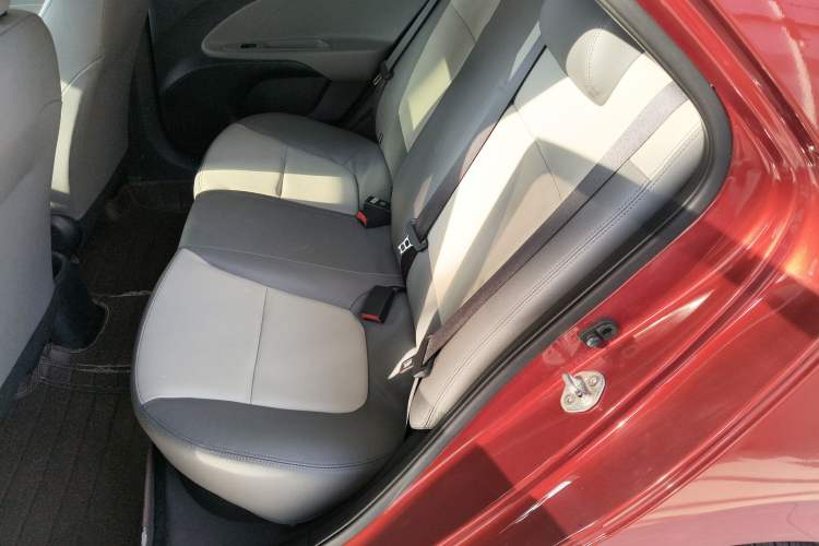 Used Kia Pegas 2017 1.4L Automatic Value Edition Left Rear Seat