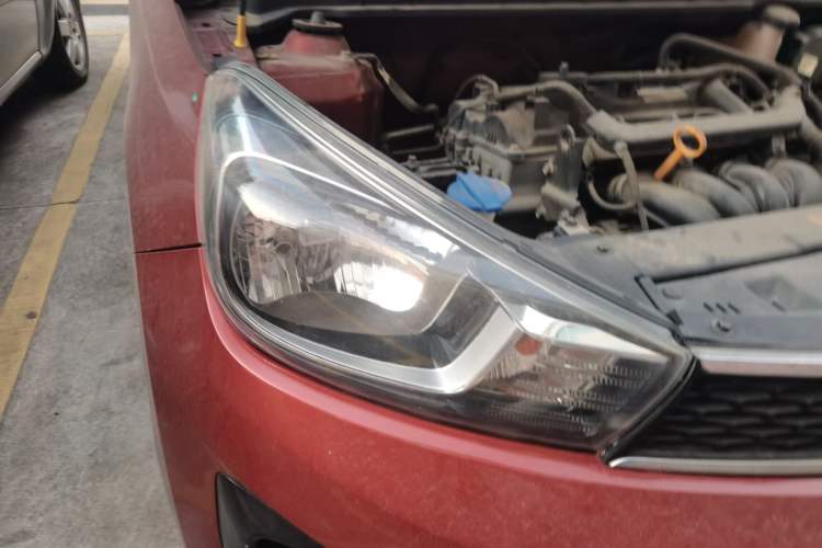 Used Kia Pegas 2017 1.4L Automatic Value Edition Right Front Headlight