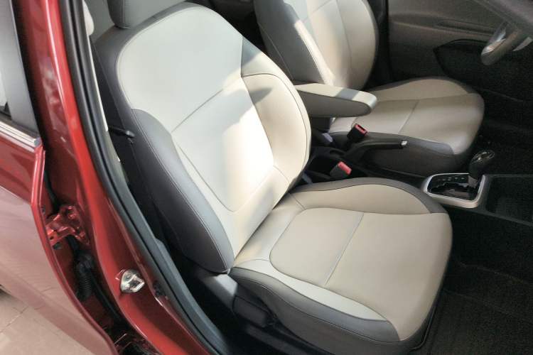 Used Kia Pegas 2017 1.4L Automatic Value Edition Right Front Seat