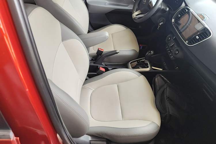 Used Kia Pegas 2017 1.4L Automatic Value Edition Right Front Seat