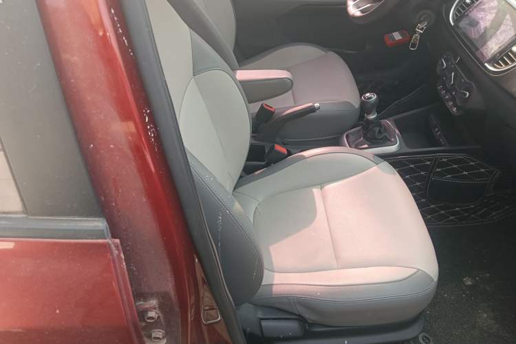 Used Kia Pegas 2017 1.4L Manual Value Edition Right Front Seat