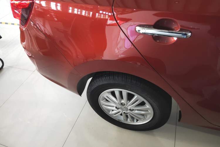 Used Kia Pegas 2017 1.4L Automatic Deluxe Edition Right Rear Wheel Hub