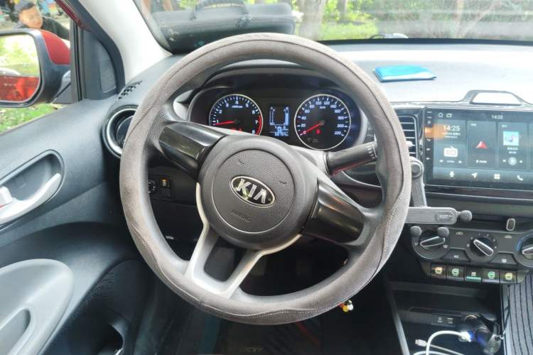 Used Kia Pegas 2017 1.4L Manual Value Edition Steering Wheel