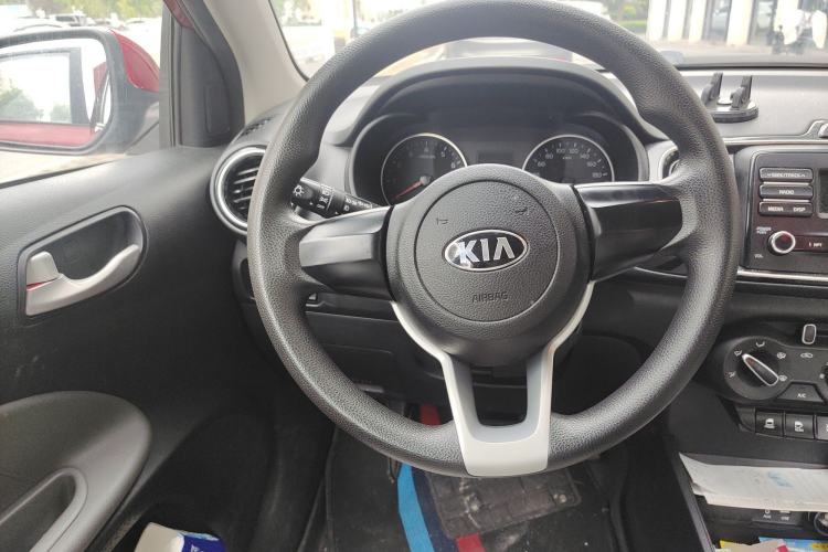 Used Kia Pegas 2017 1.4L Automatic Value Edition Steering Wheel