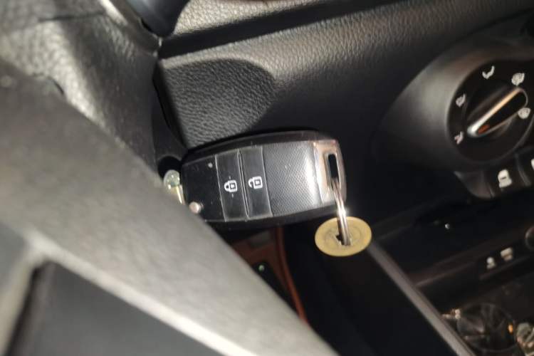 Used Kia Pegas 2017 1.4L Automatic Value Edition Vehicle Key