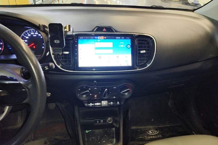 Used Kia Pegas 2017 1.4L Manual Value Edition Audio And AC Panel