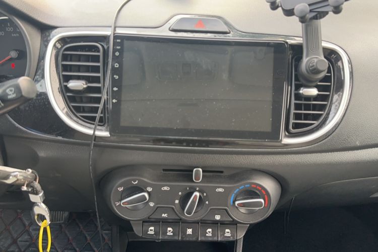 Used Kia Pegas 2017 1.4L Automatic Value Edition Audio And AC Panel