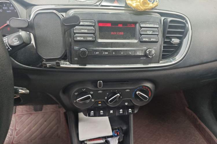 Used Kia Pegas 2017 1.4L Manual Value Edition Audio And AC Panel