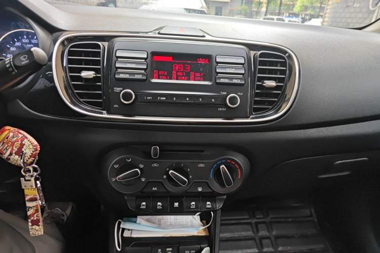 Used Kia Pegas 2017 1.4L Manual Fashion Edition Smart Audio And AC Panel