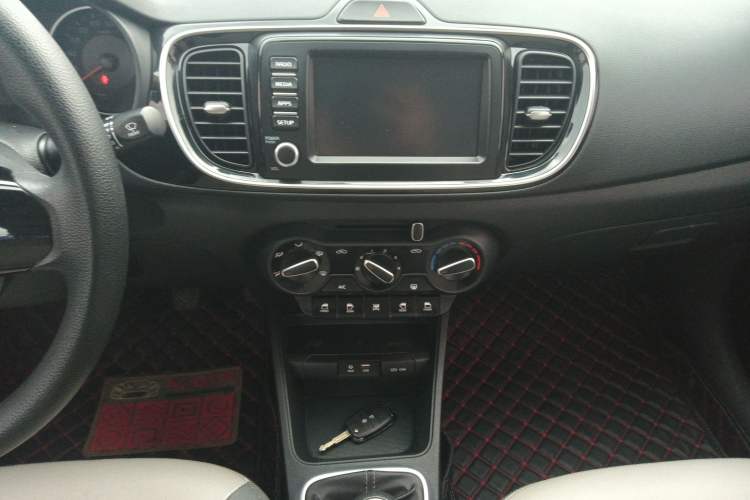 Used Kia Pegas 2017 1.4L Manual Deluxe Edition Audio And AC Panel