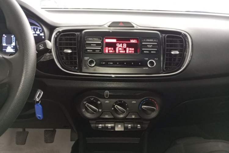 Used Kia Pegas 2017 1.4L Manual Fashion Edition Smart Audio And AC Panel
