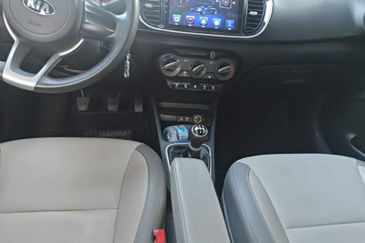 Used Kia Pegas 2017 1.4L Manual Value Edition Audio And AC Panel