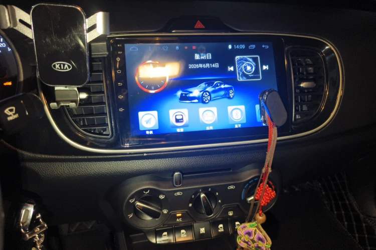 Used Kia Pegas 2017 1.4L Manual Value Edition Audio And AC Panel