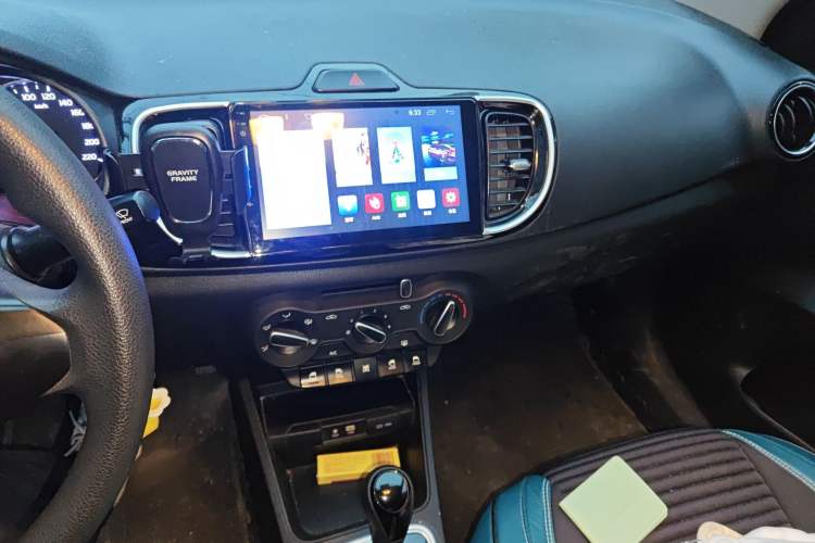 Used Kia Pegas 2017 1.4L Automatic Value Edition Audio And AC Panel